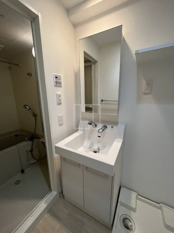 洗面設備　レジュールアッシュ心斎橋LUXE（レジュールアッシュ心斎橋リ