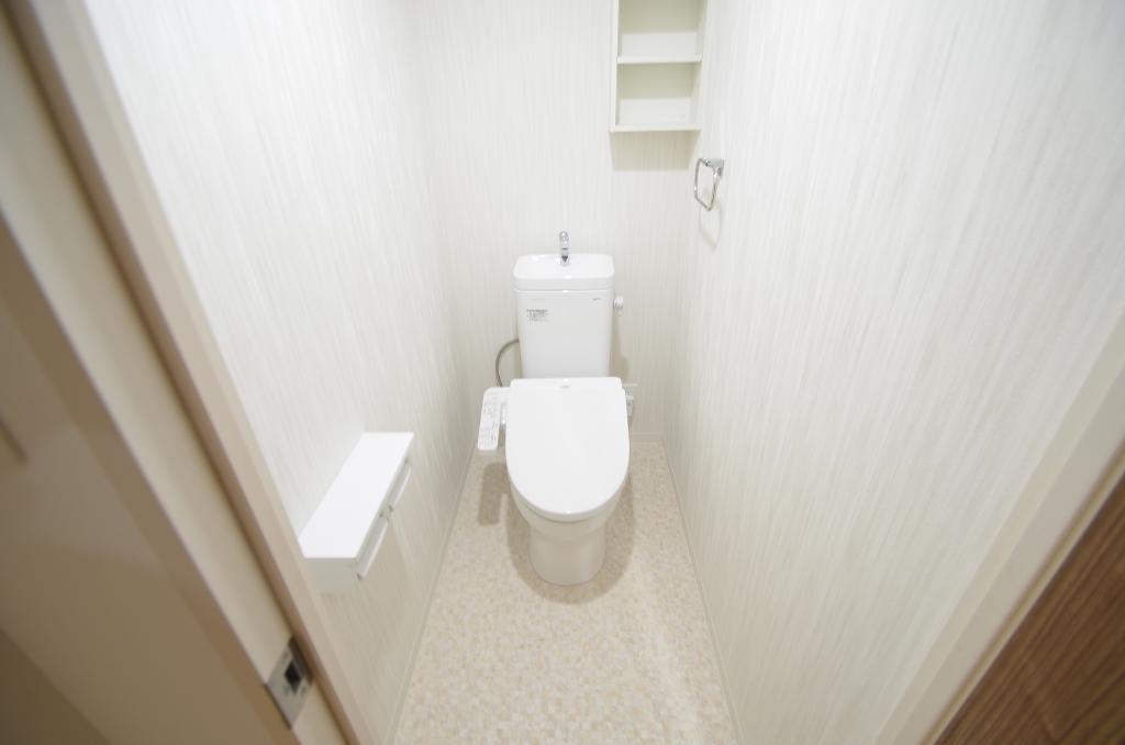 トイレ　シャワー付トイレ