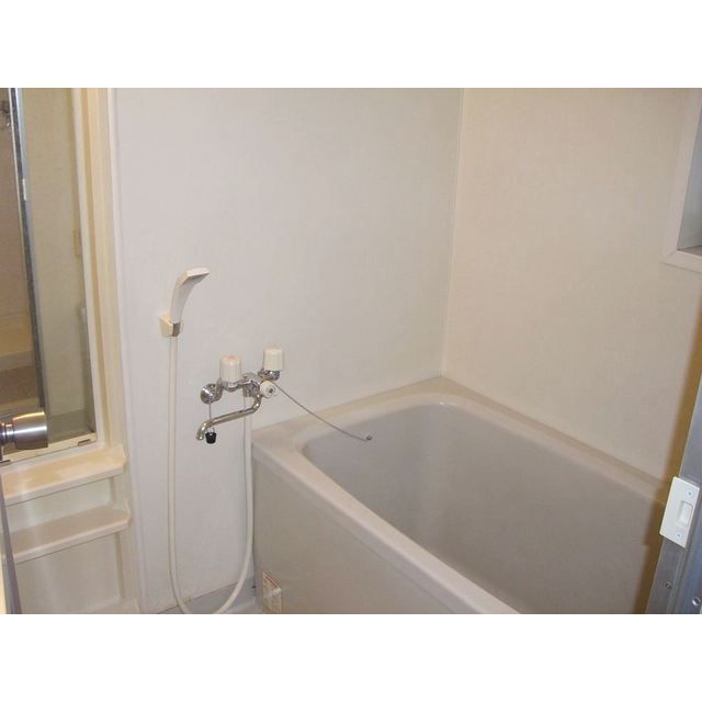 バス・シャワールーム　☆ゆっくりくつろげるお風呂☆