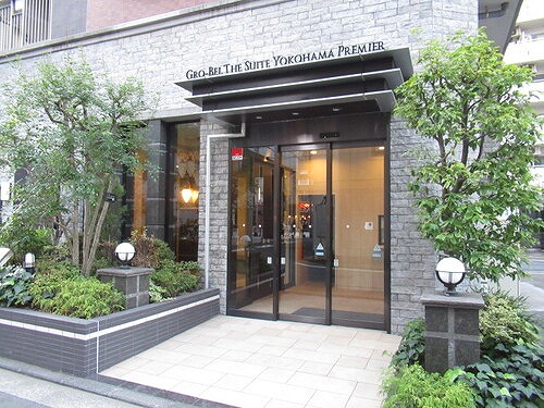 エントランス　マンションエントランス