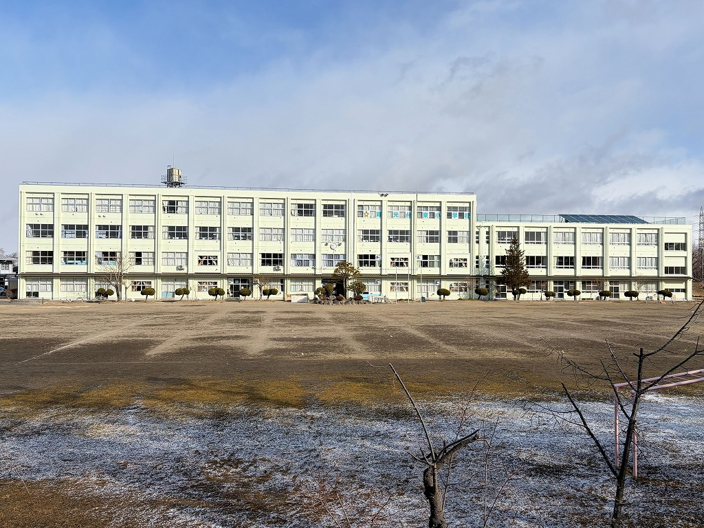 小学校　仙台市立南光台東小学校（小学校）まで1296m