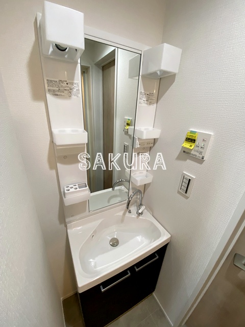 洗面設備　身支度に便利な洗面台♪