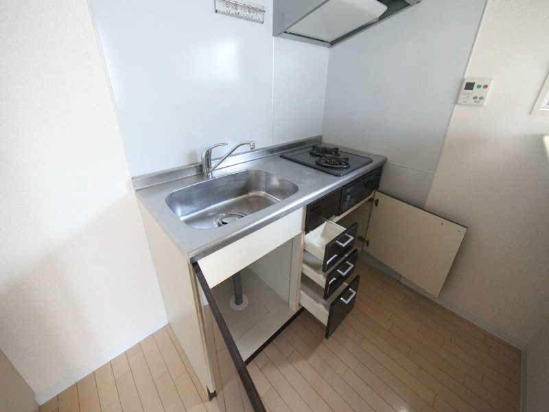 キッチン　システムキッチン（ガス2口コンロ付）カウンター付