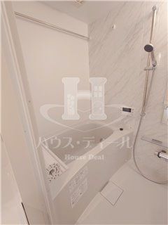 バス・シャワールーム　ゆったり過ごせるお風呂です