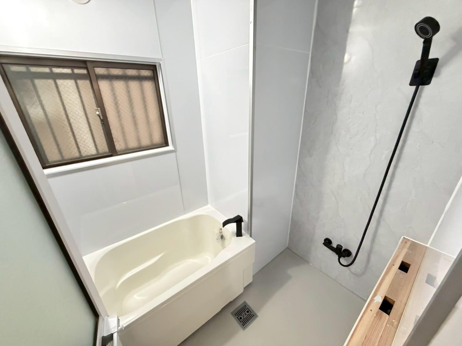 バス・シャワールーム　浴室