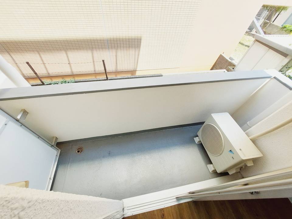 バルコニー　バルコニー