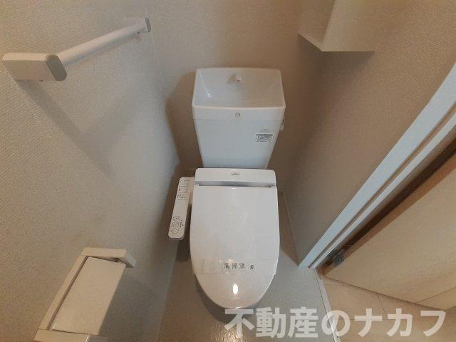 トイレ　※過去の室内写真のため現況と異なる場合があります