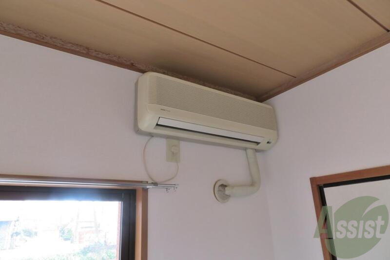 その他設備　お部屋の中心を向いて設置されてるので効率いい空調です