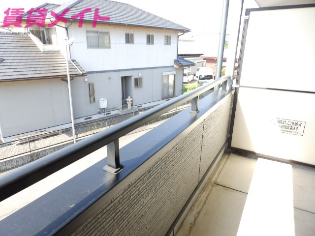 バルコニー　同物件別室写真