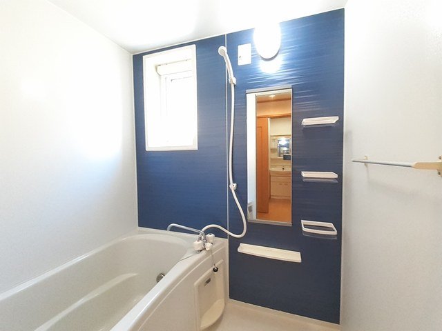 バス・シャワールーム　日々の疲れを癒すお風呂付です