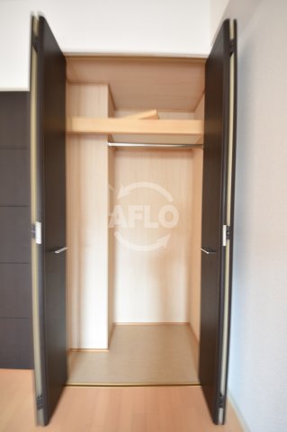 収納　ラナップスクエア阿波座　クローゼット