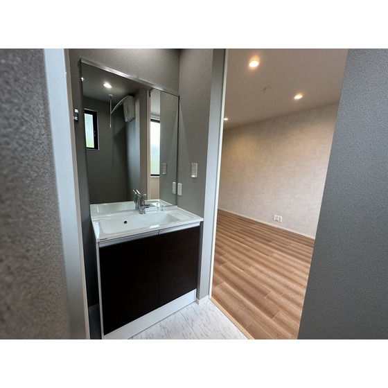 洗面設備　※反転タイプ