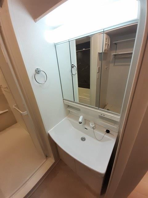 洗面設備　洗髪洗面台