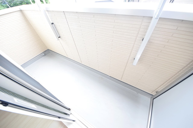 バルコニー　～お洗濯ものはこちらに～