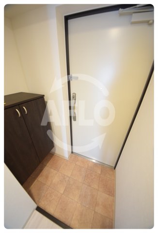 玄関　LIVIAZ三明町　玄関