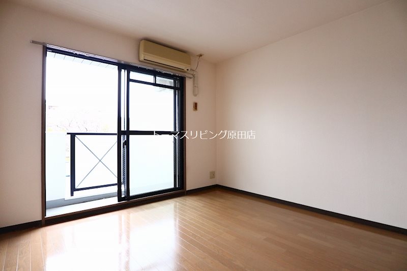 居室・リビング　310号室写真