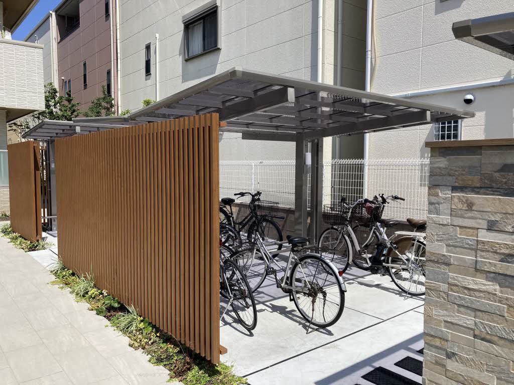 建物外観　自転車置き場です。