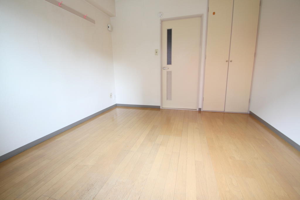 居室・リビング　明るい室内です。