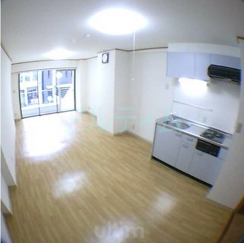 居室・リビング　※別タイプのお部屋の画像です。ご参考までに