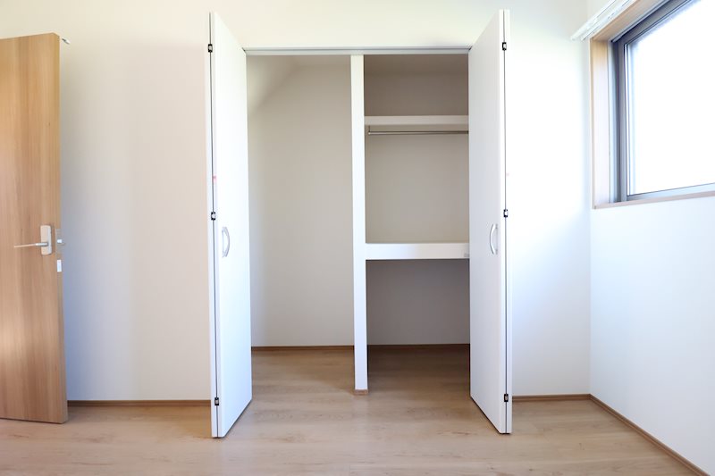 収納　（イメージ）ご家族の荷物もたっぷり収納可能です。