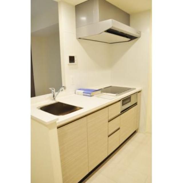 キッチン　※写真は同タイプ住戸です。