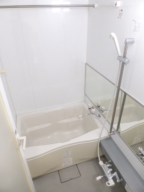 バス・シャワールーム　他部屋参考写真