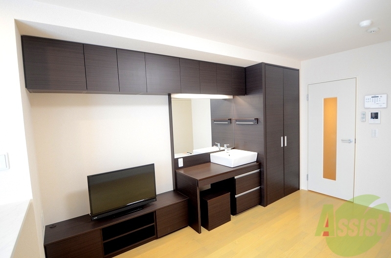 居室・リビング　お部屋により間取りが反転してる場合があります。