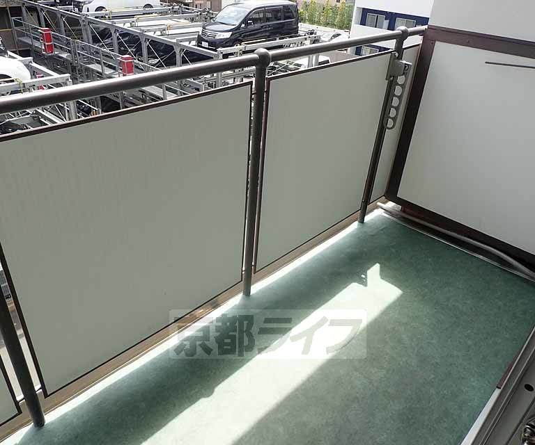 バルコニー　日当たり良好です。