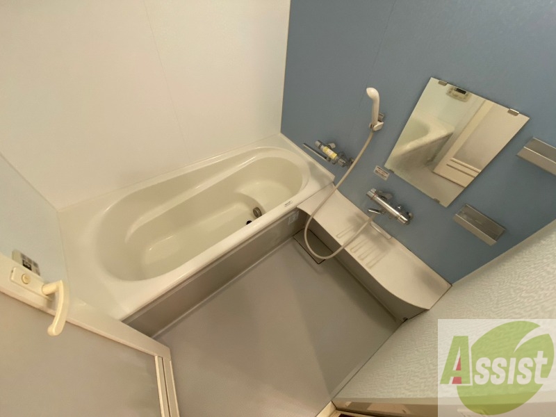 バス・シャワールーム　お風呂です。ゆっくりお風呂につかるのも体に良いですね～