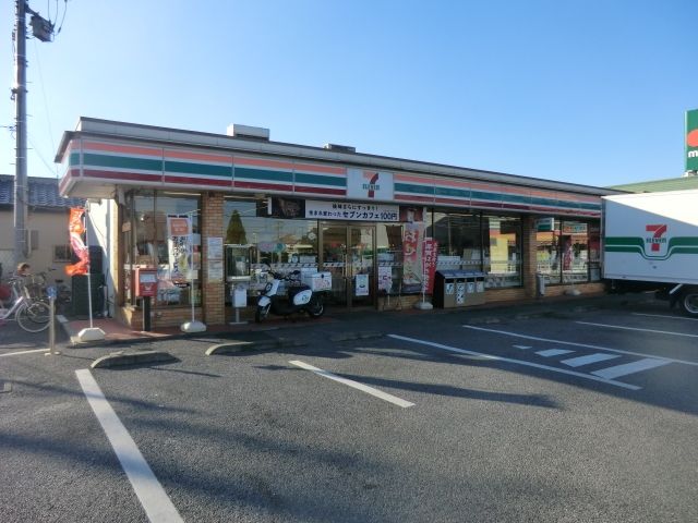 コンビニ　セブンイレブン春日部緑町店（コンビニ）まで381m