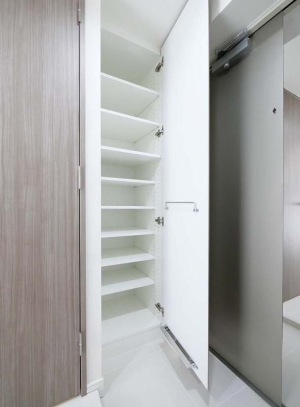 玄関　☆広々とした玄関☆