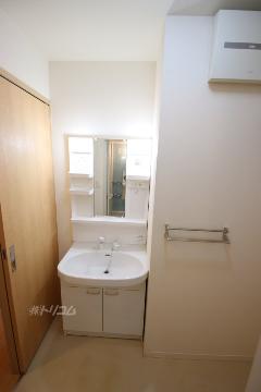 洗面設備　洗髪洗面化粧台