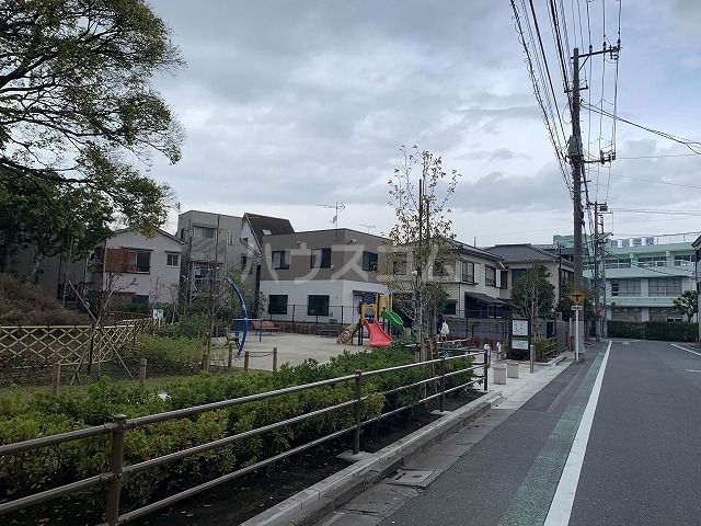 公園　奥戸一丁目鬼塚公園（公園）まで144m