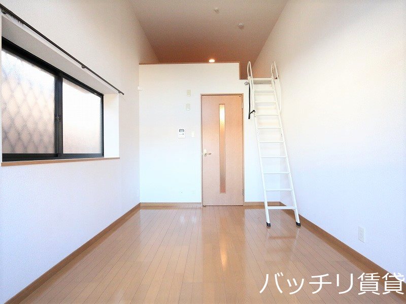 居室・リビング　同型タイプの為現状優先