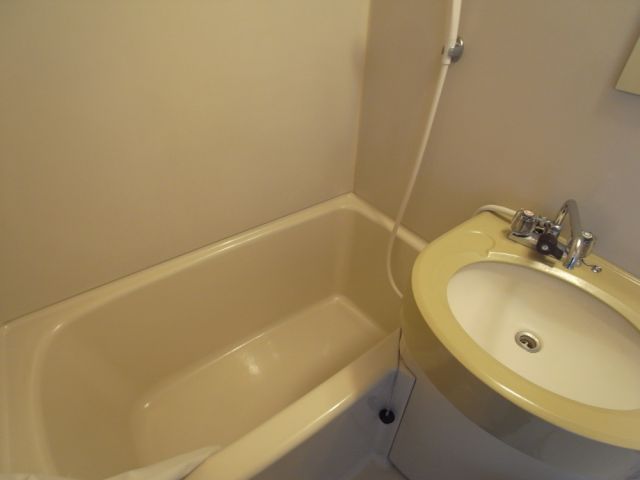 バス・シャワールーム　ユニットバス