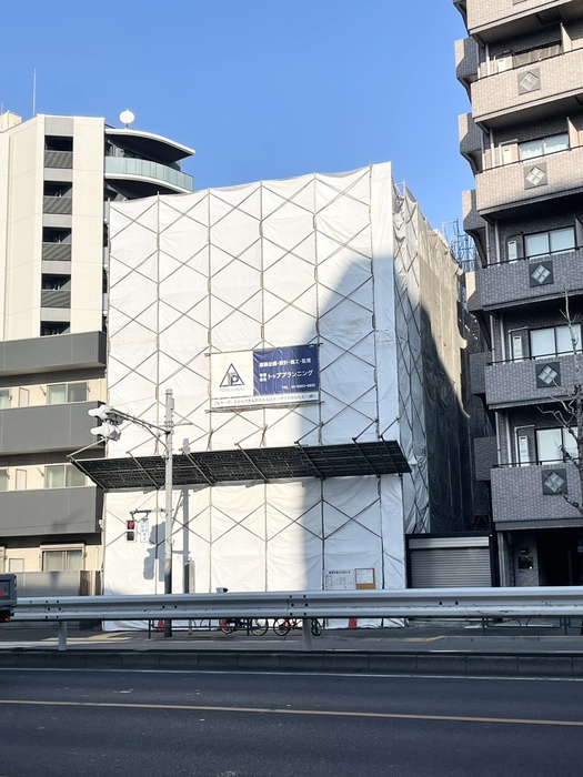 建物外観　建築中