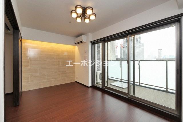 居室・リビング　プレジオ難波