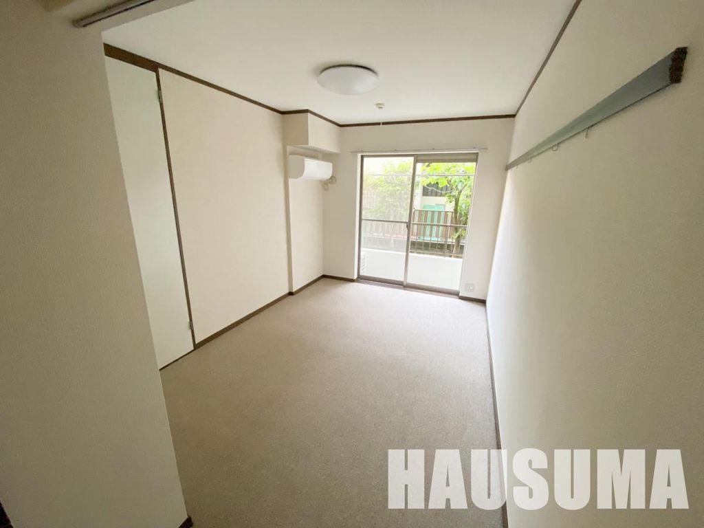 居室・リビング　※フローリングに張替予定