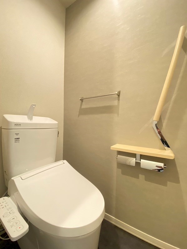 トイレ　※同物件別部屋参考画像