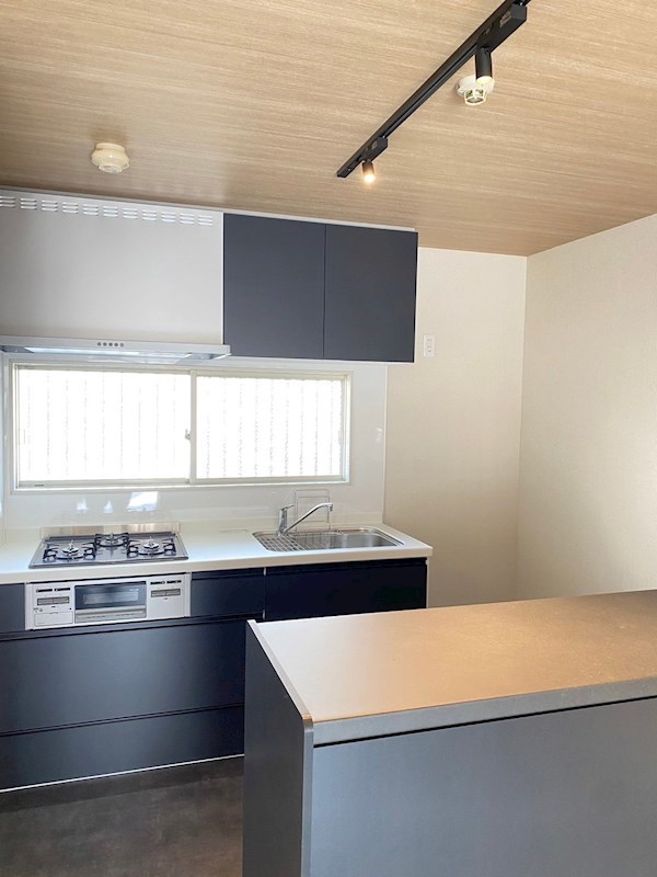 キッチン　※同物件別部屋参考画像