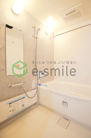 バス・シャワールーム　ゆったり過ごせるお風呂です