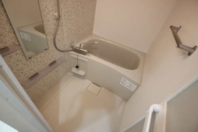 バス・シャワールーム　※別室の参考写真の為、現況優先です。