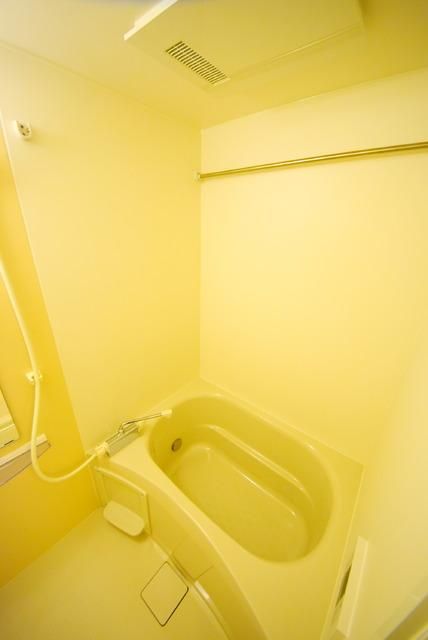 バス・シャワールーム　★★追焚き機能付きバス★★