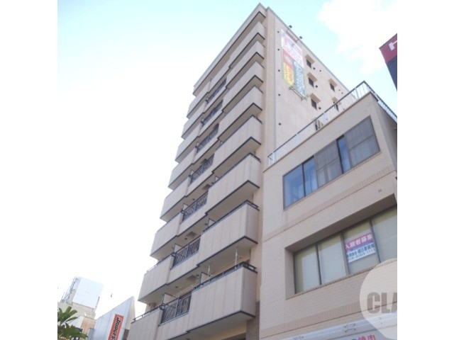 建物外観　エレベーター付き♪