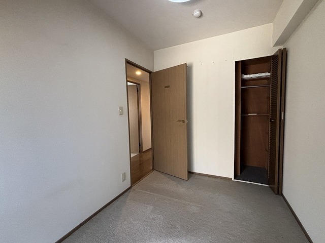 収納　床フローリング張替え予定