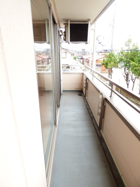 バルコニー　バルコニーあります！