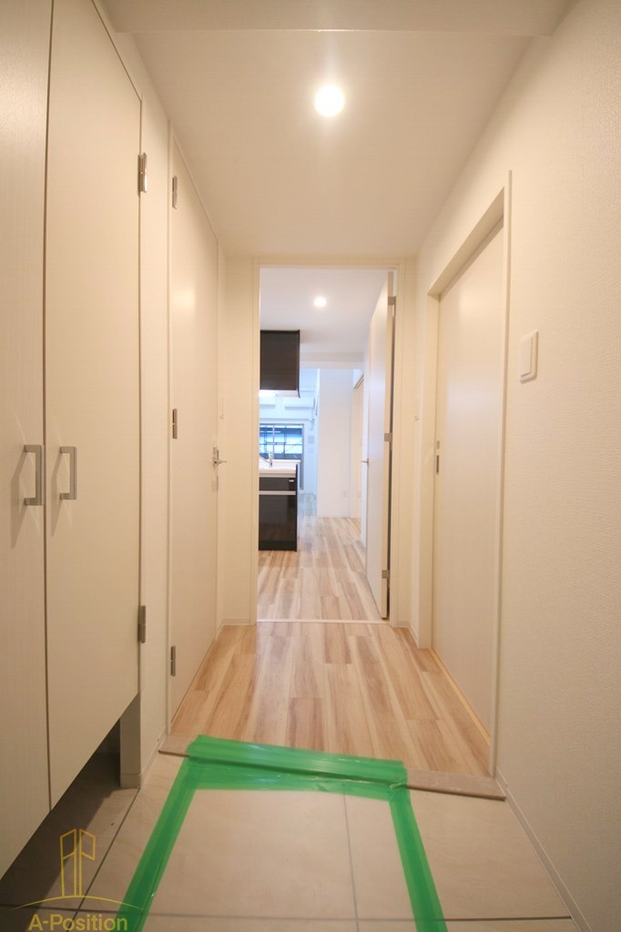 玄関　セレニテフラン梅田