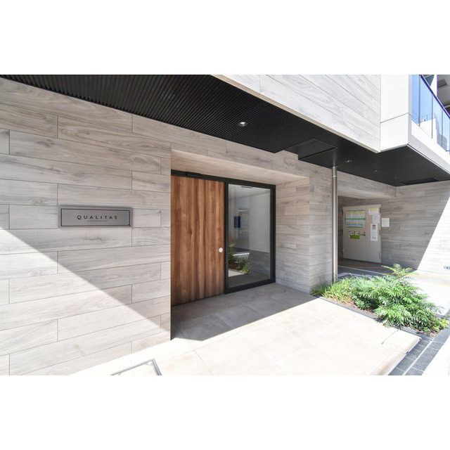 エントランス　清潔なエントランスです