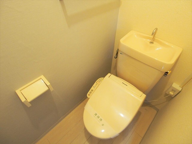 トイレ　３０５号室