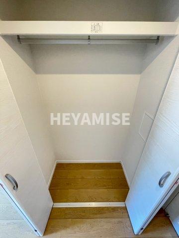 収納　※同物件の別号室の写真です。